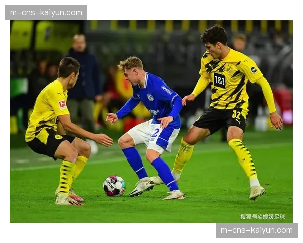 斯图加特1-1勒沃库森，弗里希与维尔茨分别为球队建功