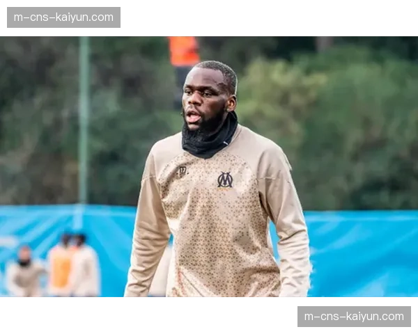 从数据到画面：还原斯特拉斯堡击败尼斯比赛中三次成功的防守转换